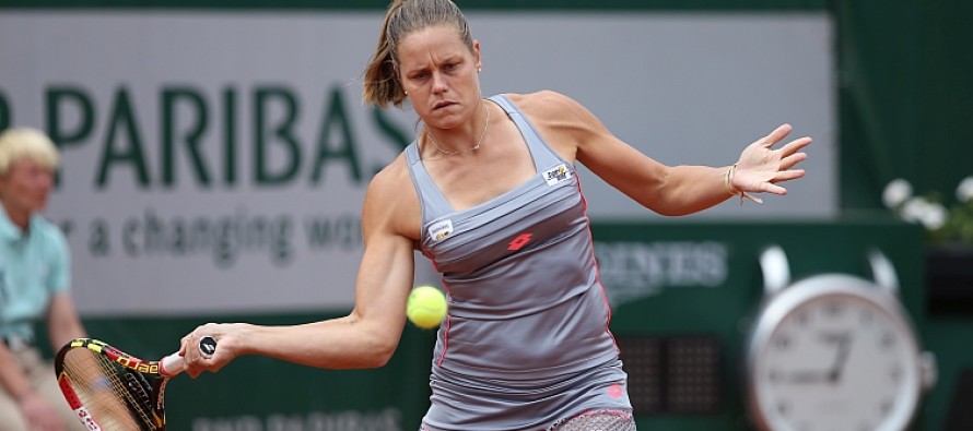 WTA CINCINNATI : Passa la Knapp, Pennetta si arrende alla Bencic.