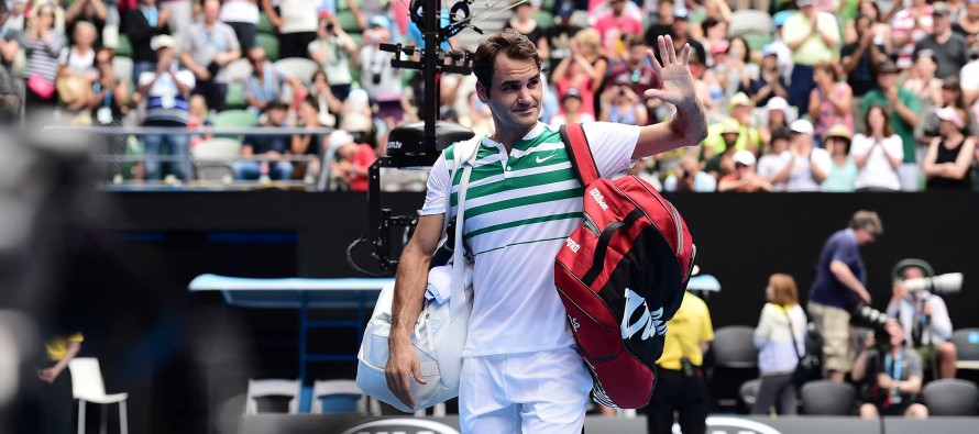 ROGER FEDERER OPERATO AL MENISCO