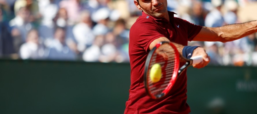 ATP 500 DUBAI : Federer esordio sul velluto, Paire non raccoglie che 4 giochi