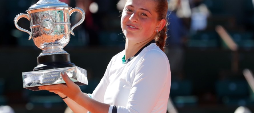 ROLAND GARROS : Jelena Ostapenko primo Slam a vent’anni