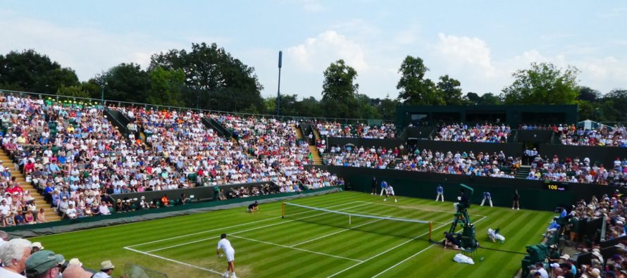 Wimbledon: Camila e Fabbiano in campo, Federer e Serena sul Centrale