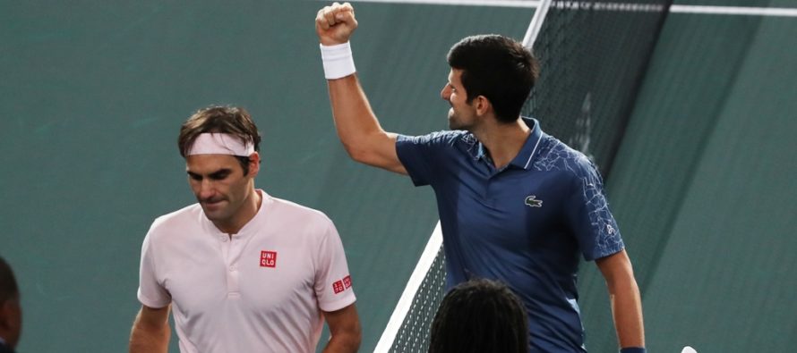 Rolex Paris Masters : Djokovic vince lo scontro tra titani, Federer cede al tie-break del 3°